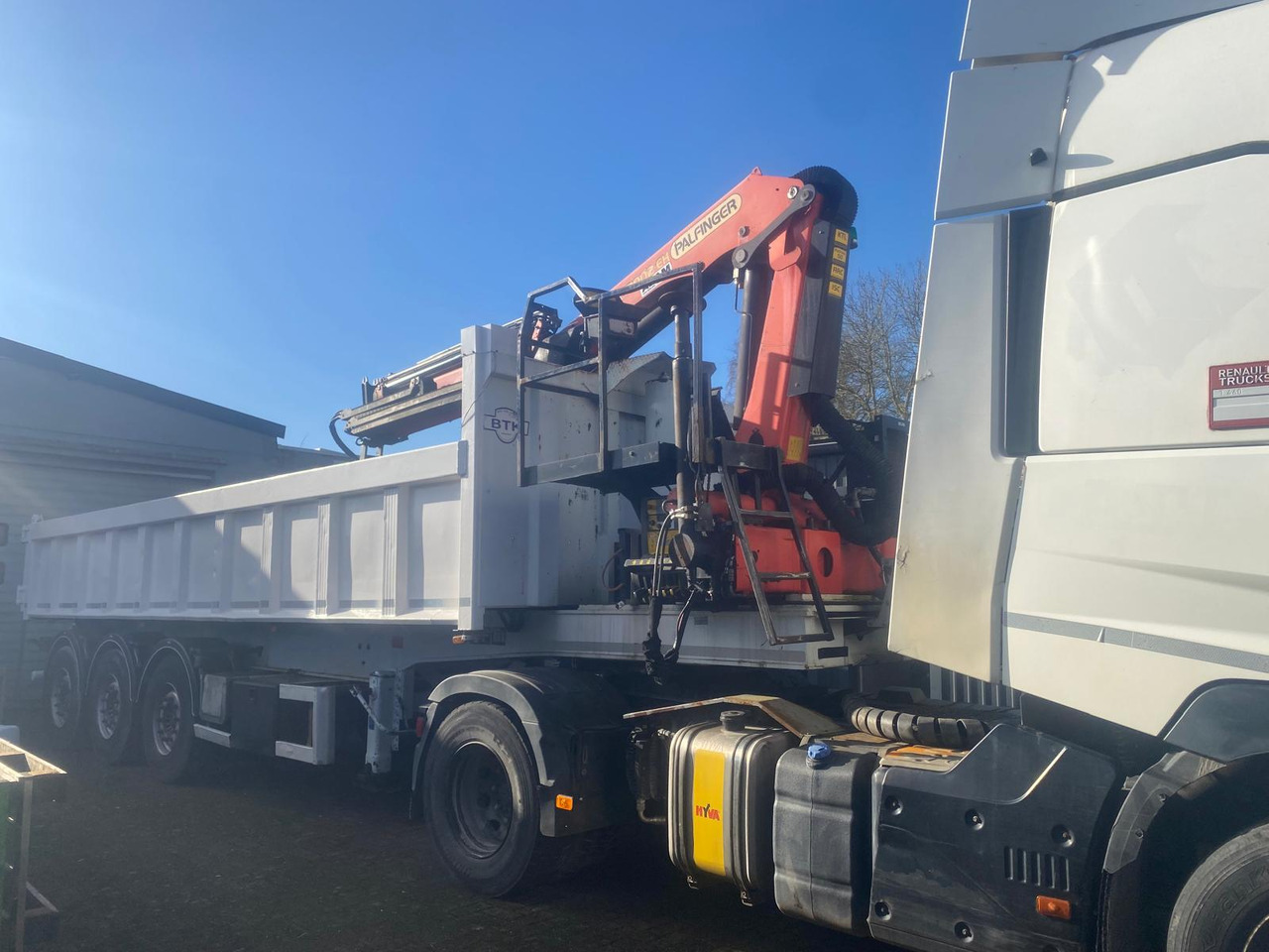 Camion benne RENAULT T460: photos 11 Camion benne RENAULT T460: photos 11
