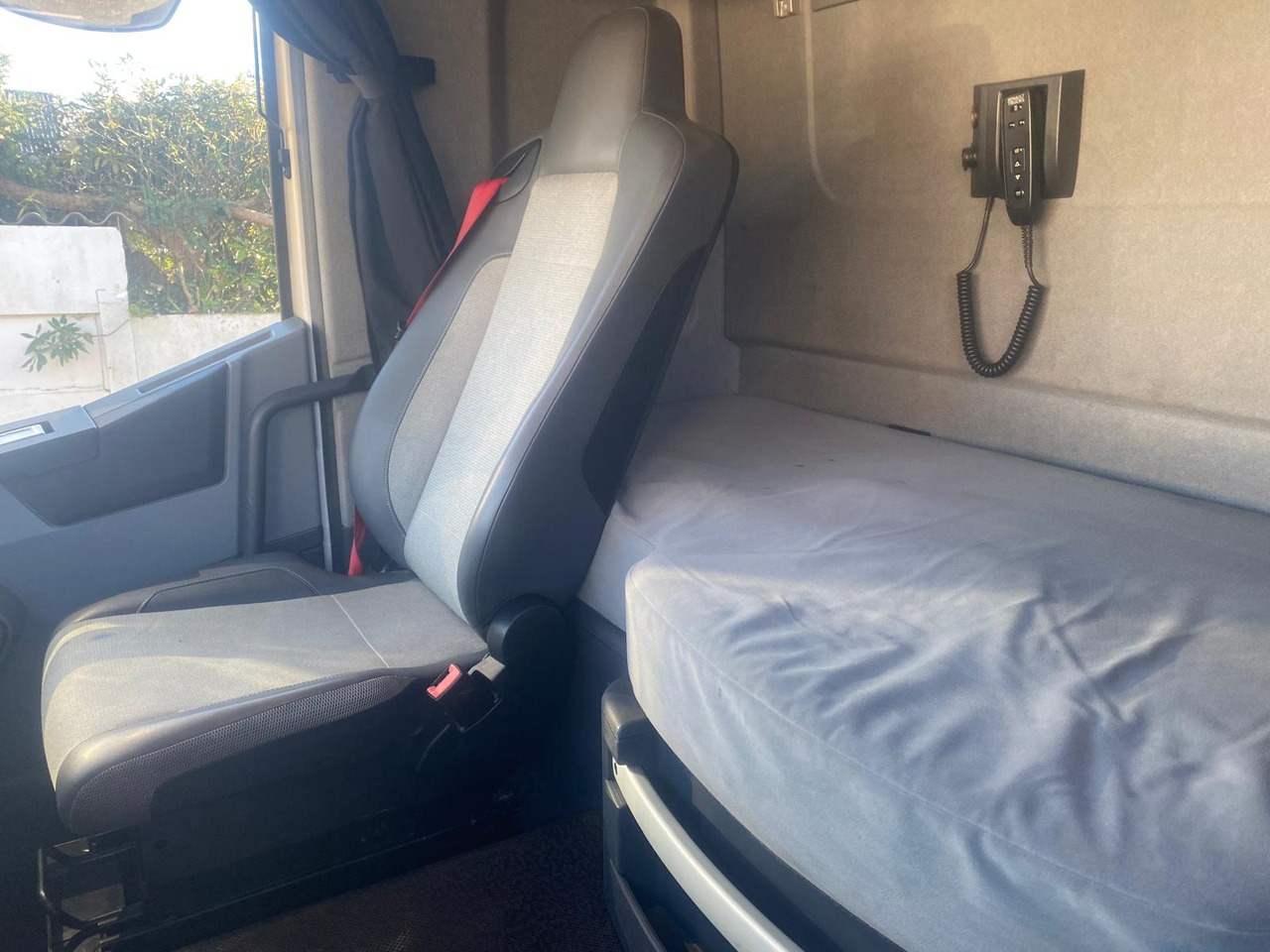 Camion benne RENAULT T460: photos 21 Camion benne RENAULT T460: photos 21