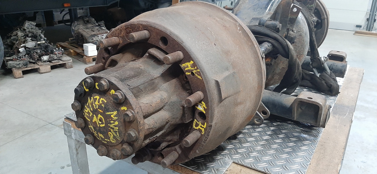 Gebrauchte MAN 18.272 Hypoidachse, HY 11 75 ( Achskörper ), Artikel - Nr. : 81.99999 - 9999 - Essieu arrière pour Camion: photos 1 Gebrauchte MAN 18.272 Hypoidachse, HY 11 75 ( Achskörper ), Artikel - Nr. : 81.99999 - 9999 - Essieu arrière pour Camion: photos 1