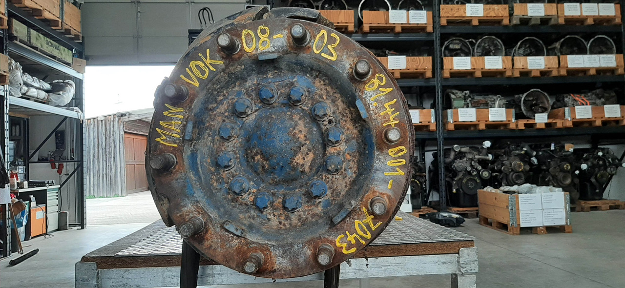 Gebrauchte MAN, Vorderachse, Artikel - Nr. : 81.4401 - 7043 - Essieu avant pour Camion: photos 5 Gebrauchte MAN, Vorderachse, Artikel - Nr. : 81.4401 - 7043 - Essieu avant pour Camion: photos 5