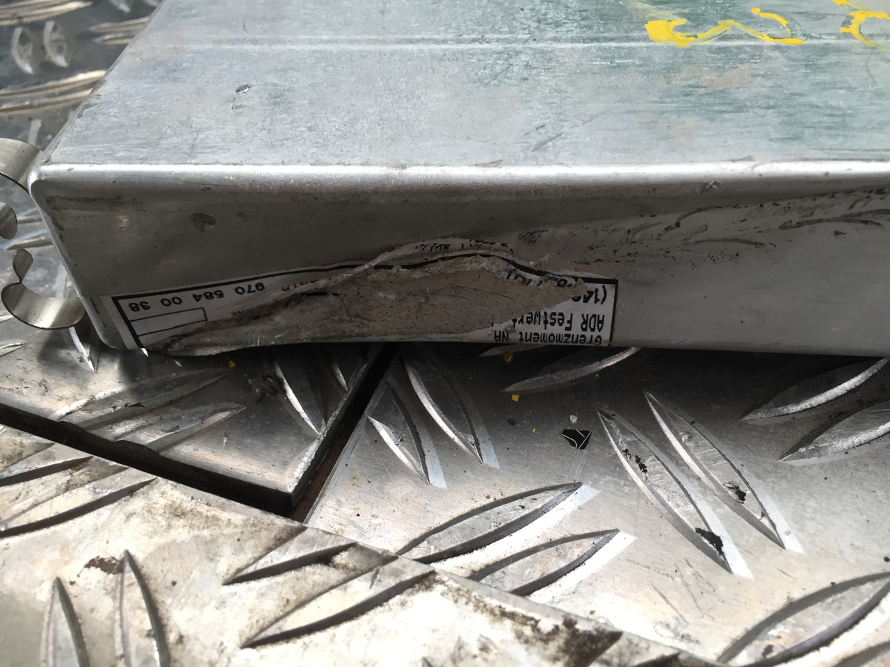 Gebrauchter DB Actros 1843 Steuergerät VDO, Artikel - Nr. : A 000 446 38 02 - Bloc de gestion pour Camion: photos 4 Gebrauchter DB Actros 1843 Steuergerät VDO, Artikel - Nr. : A 000 446 38 02 - Bloc de gestion pour Camion: photos 4