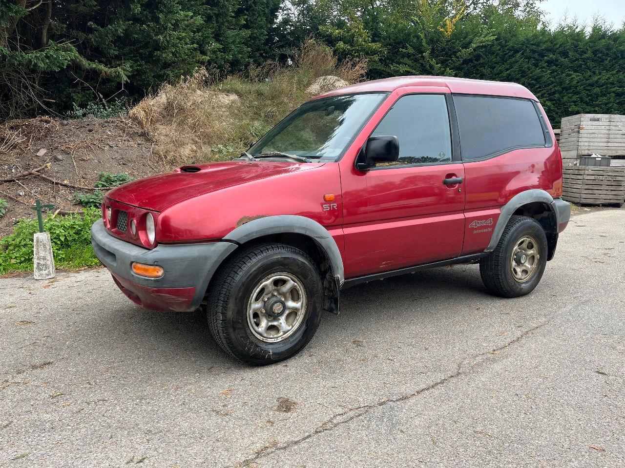 Nissan - Voiture: photos 1 Nissan - Voiture: photos 1