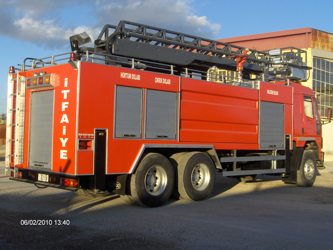 AREL TRAILER FIRE TRUCK FROM MANUFACTURER COMPANY - Camion de pompier: photos 4 AREL TRAILER FIRE TRUCK FROM MANUFACTURER COMPANY - Camion de pompier: photos 4