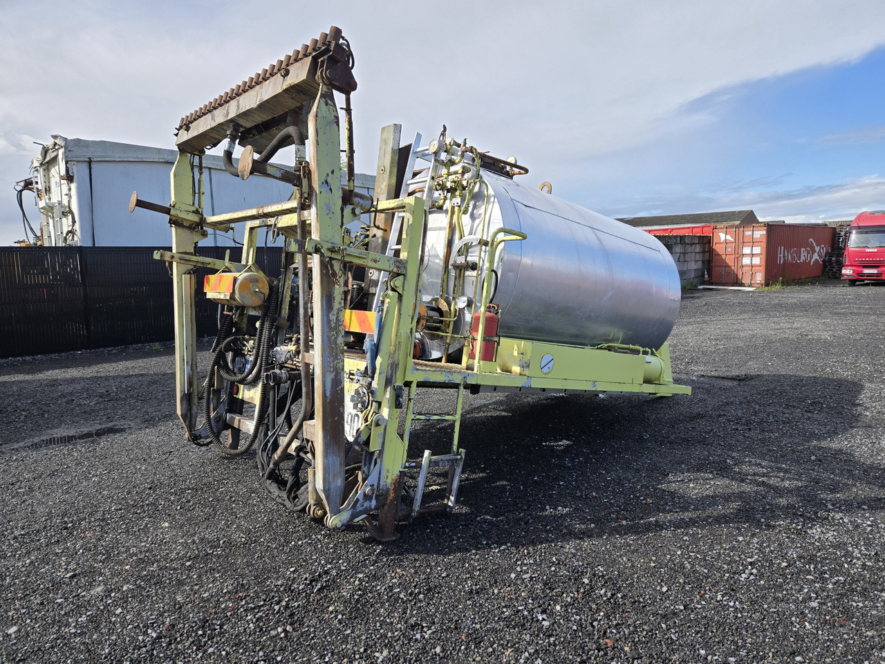 RINCHEVAL SECMAIR MAUGUIN - Répandeuse: photos 3 RINCHEVAL SECMAIR MAUGUIN - Répandeuse: photos 3