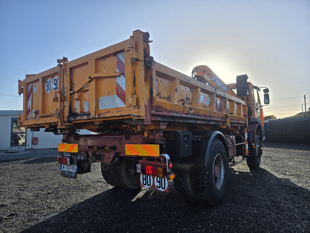 Renault G300 / 4x4 - Camion benne, Camion grue: photos 4 Renault G300 / 4x4 - Camion benne, Camion grue: photos 4