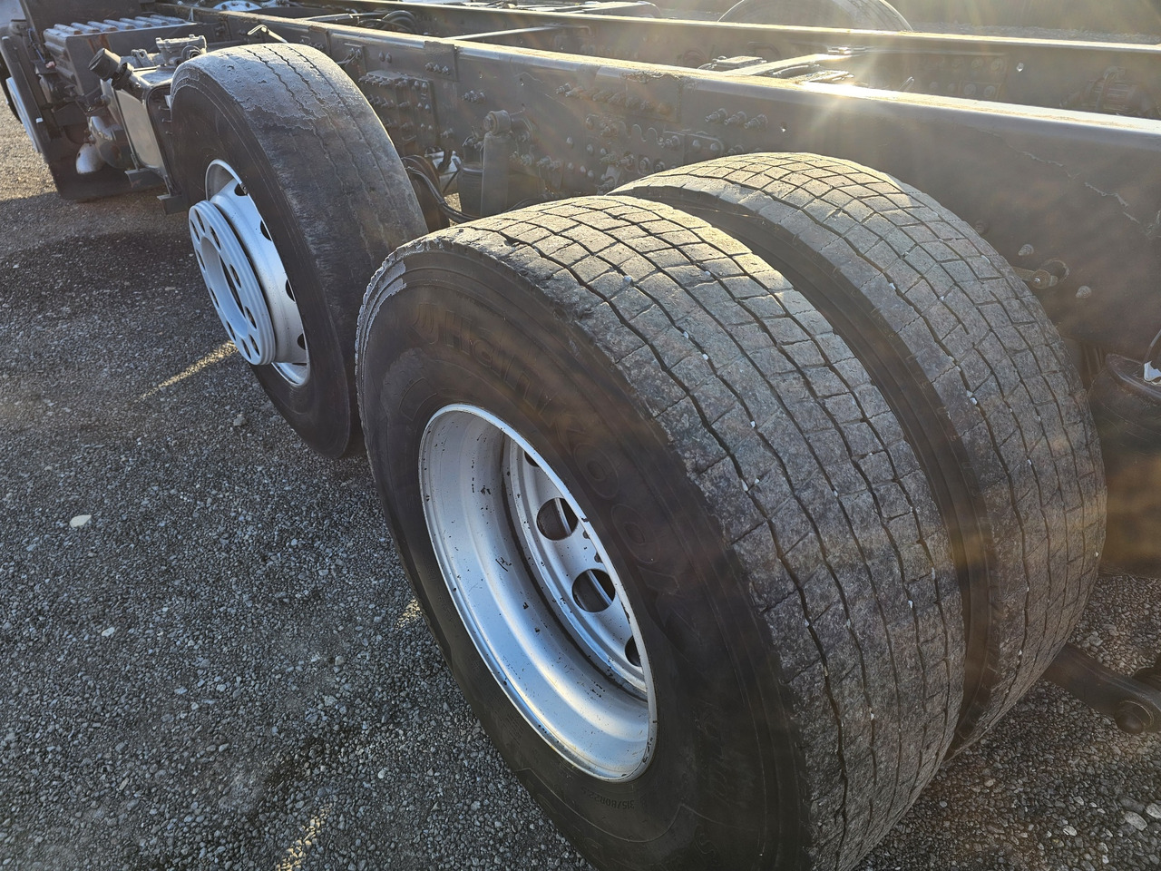 Châssis cabine VOLVO FM400: photos 16