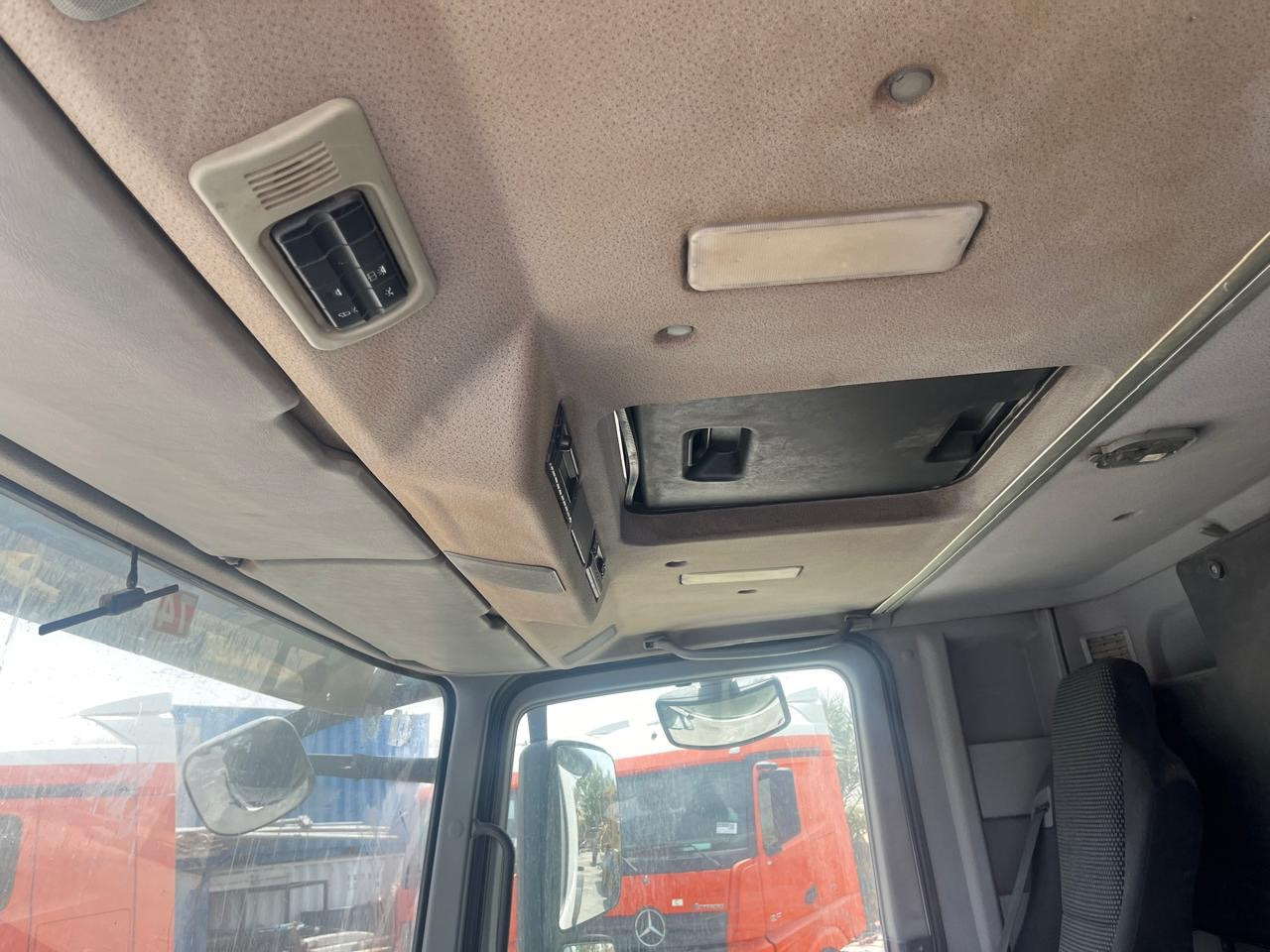 MERCEDES-BENZ Actros 3340 - Châssis cabine: photos 5 MERCEDES-BENZ Actros 3340 - Châssis cabine: photos 5