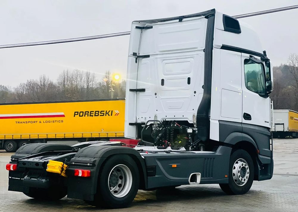 Mercedes-Benz ACTROS 1845 - Tracteur routier: photos 5 Mercedes-Benz ACTROS 1845 - Tracteur routier: photos 5
