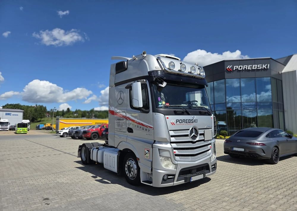 Mercedes-Benz ACTROS 1845 - Tracteur routier: photos 1 Mercedes-Benz ACTROS 1845 - Tracteur routier: photos 1
