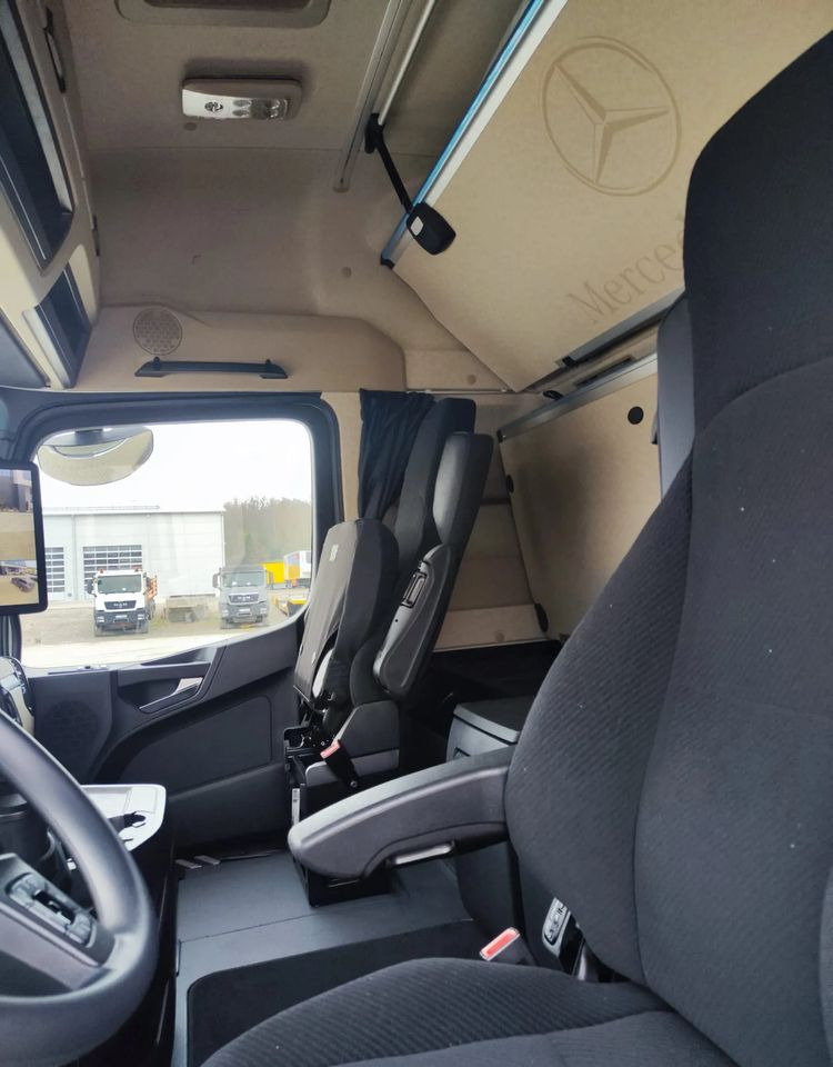 Mercedes-Benz ACTROS 1848 - Tracteur routier: photos 4 Mercedes-Benz ACTROS 1848 - Tracteur routier: photos 4