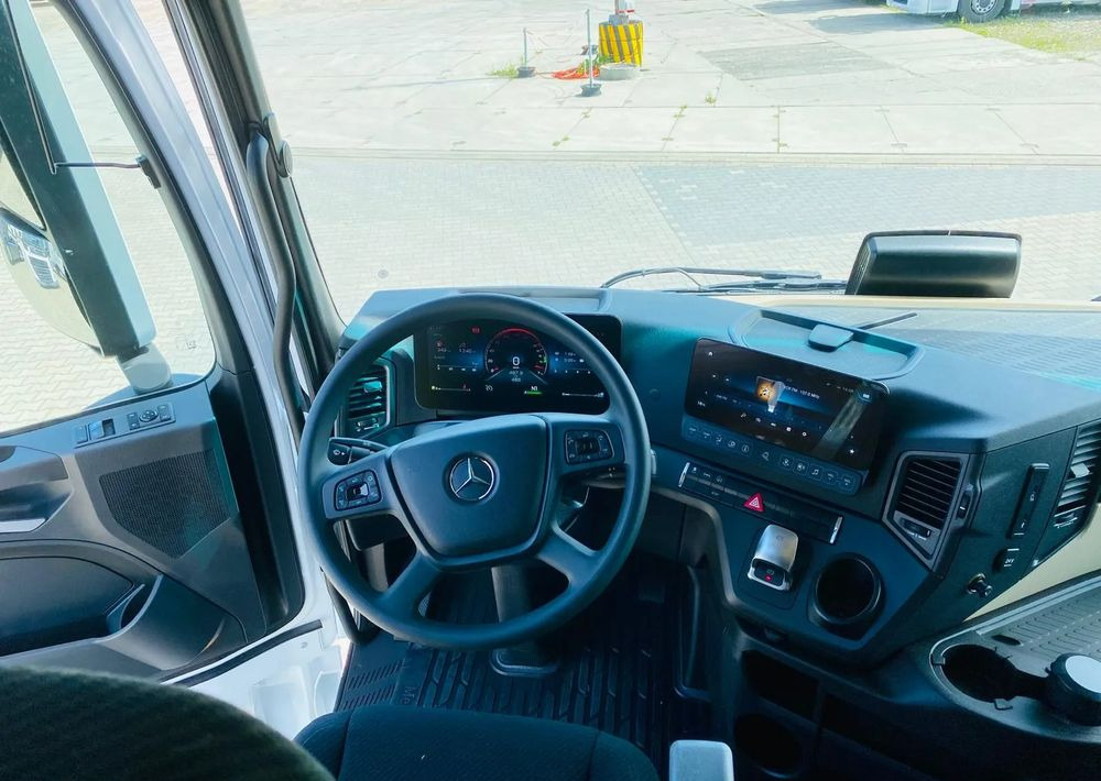 Mercedes-Benz ACTROS 1848 - Tracteur routier: photos 5 Mercedes-Benz ACTROS 1848 - Tracteur routier: photos 5