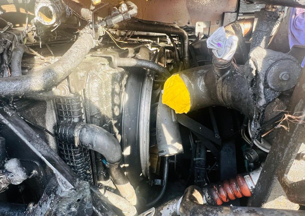 Autocar Volvo 9900: photos 11