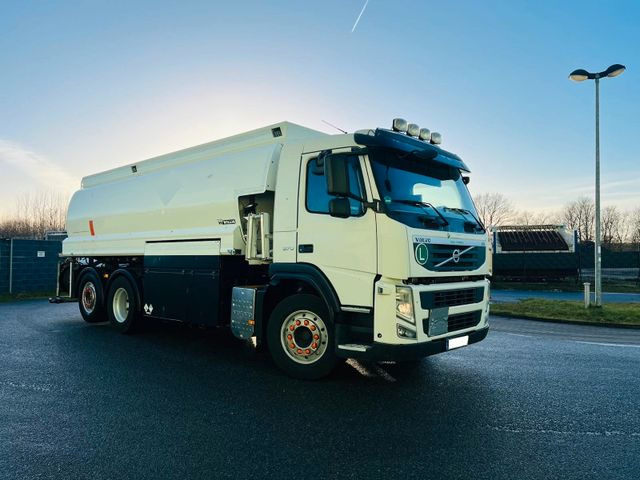 Volvo 370 EEV Tankw./ A 3 Heizöl/Diesel /KIENE 420/450 - Camion citerne: photos 1 Volvo 370 EEV Tankw./ A 3 Heizöl/Diesel /KIENE 420/450 - Camion citerne: photos 1