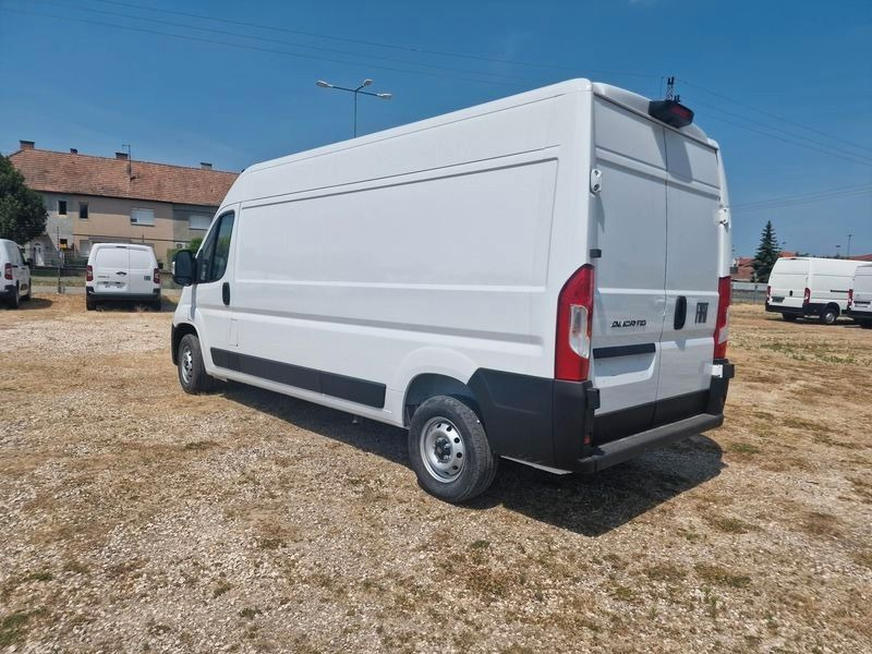 Fiat Ducato H2 Kastenwagen 35 L2H2 140 Multijet Flach - Fourgon grand volume: photos 2 Fiat Ducato H2 Kastenwagen 35 L2H2 140 Multijet Flach - Fourgon grand volume: photos 2