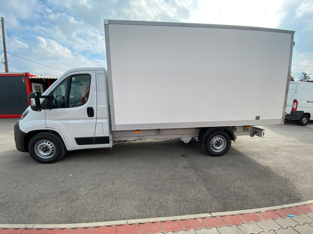 Fiat Ducato KOFFER - Fourgon grand volume: photos 3 Fiat Ducato KOFFER - Fourgon grand volume: photos 3