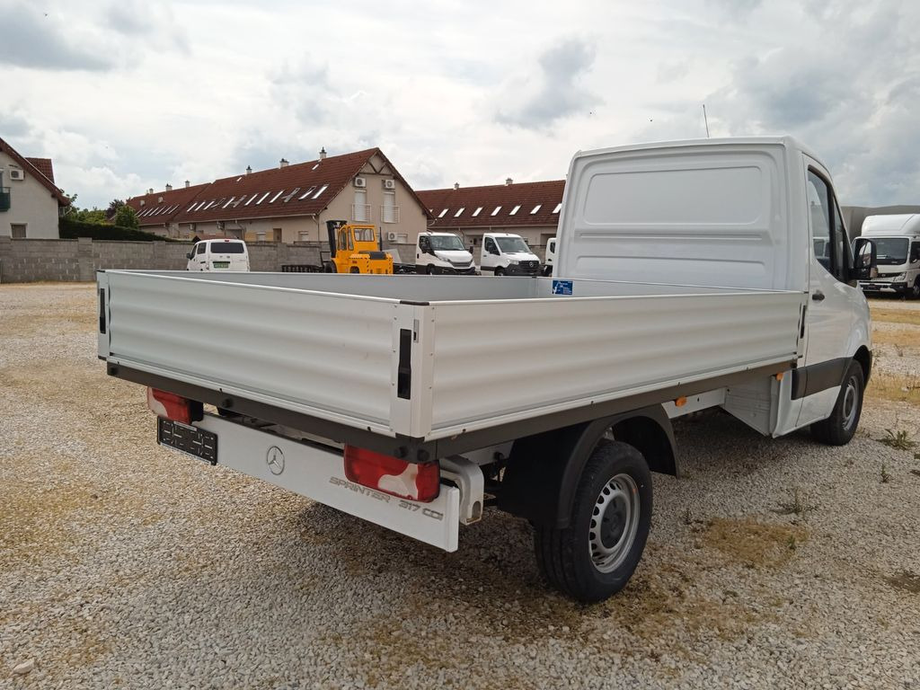 Mercedes-Benz 317 CDI RWD L2 Pritche 3665mm SOFORT Mercedes-Benz 317 CDI RWD L2 Pritche 3665mm SOFORT - Utilitaire plateau: photos 3 Mercedes-Benz 317 CDI RWD L2 Pritche 3665mm SOFORT Mercedes-Benz 317 CDI RWD L2 Pritche 3665mm SOFORT - Utilitaire plateau: photos 3