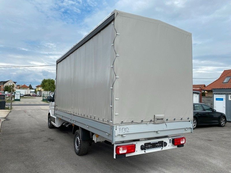 Volkswagen Crafter - Utilitaire plateau: photos 5 Volkswagen Crafter - Utilitaire plateau: photos 5