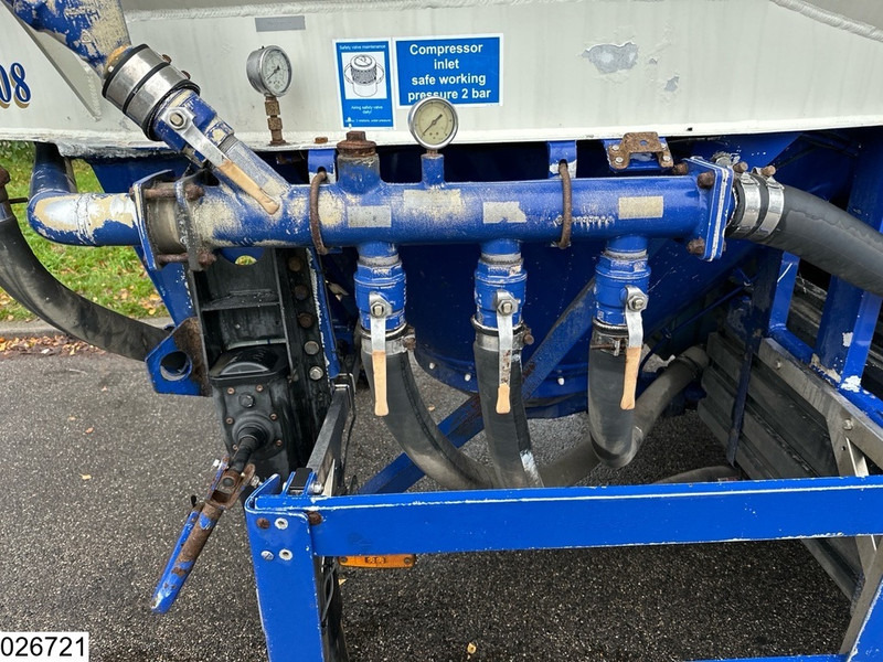 Feldbinder Silo 40.000 Liter - Semi-remorque citerne: photos 4 Feldbinder Silo 40.000 Liter - Semi-remorque citerne: photos 4