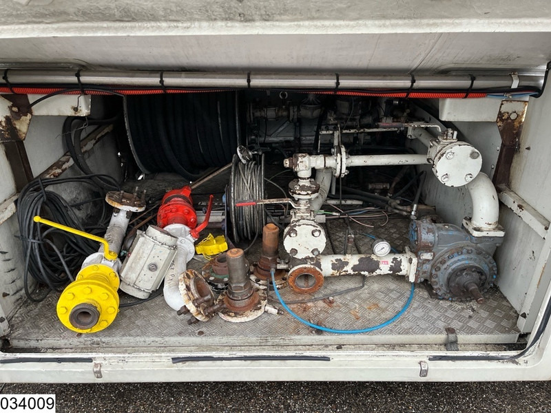 Guhur Gas 49300 liter, LPG GPL Butane gas, 1 Comp - Semi-remorque citerne: photos 4 Guhur Gas 49300 liter, LPG GPL Butane gas, 1 Comp - Semi-remorque citerne: photos 4