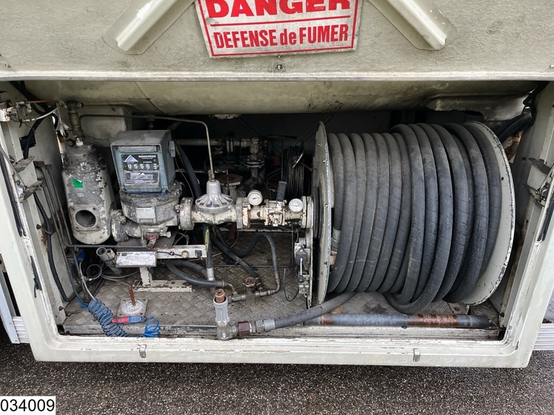 Guhur Gas 49300 liter, LPG GPL Butane gas, 1 Comp - Semi-remorque citerne: photos 5 Guhur Gas 49300 liter, LPG GPL Butane gas, 1 Comp - Semi-remorque citerne: photos 5
