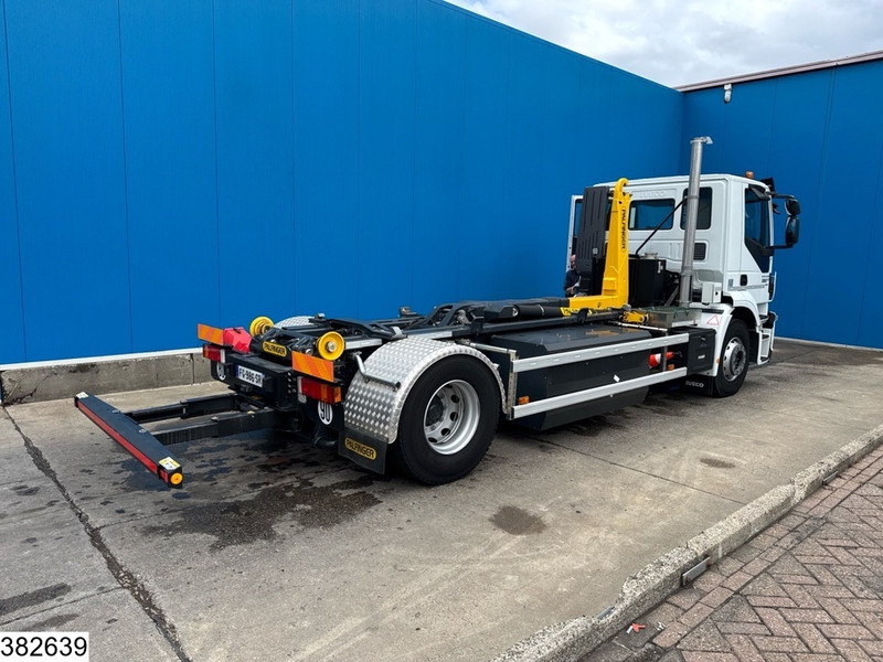 Iveco Stralis 330 CNG Unused, EURO 6, Retarder, Palfinger - Camion ampliroll: photos 2 Iveco Stralis 330 CNG Unused, EURO 6, Retarder, Palfinger - Camion ampliroll: photos 2