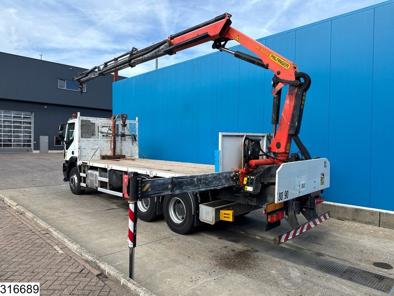 Camion plateau, Camion grue Iveco Trakker 360 6x4, EURO 6, Palfinger, Remote: photos 10