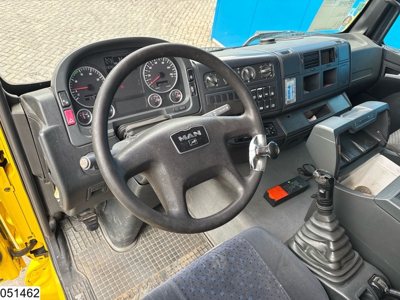 MAN TGA 35 400 8x2, Handgeschakeld, Fassi, Remote - Camion plateau, Camion grue: photos 5 MAN TGA 35 400 8x2, Handgeschakeld, Fassi, Remote - Camion plateau, Camion grue: photos 5