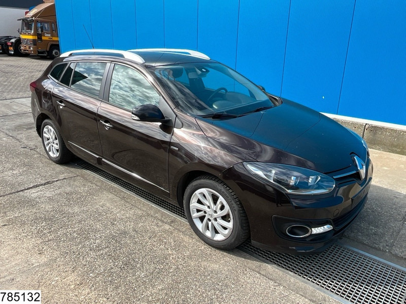 Renault ? Megane 1.5 Price includes VAT - Voiture: photos 4 Renault ? Megane 1.5 Price includes VAT - Voiture: photos 4