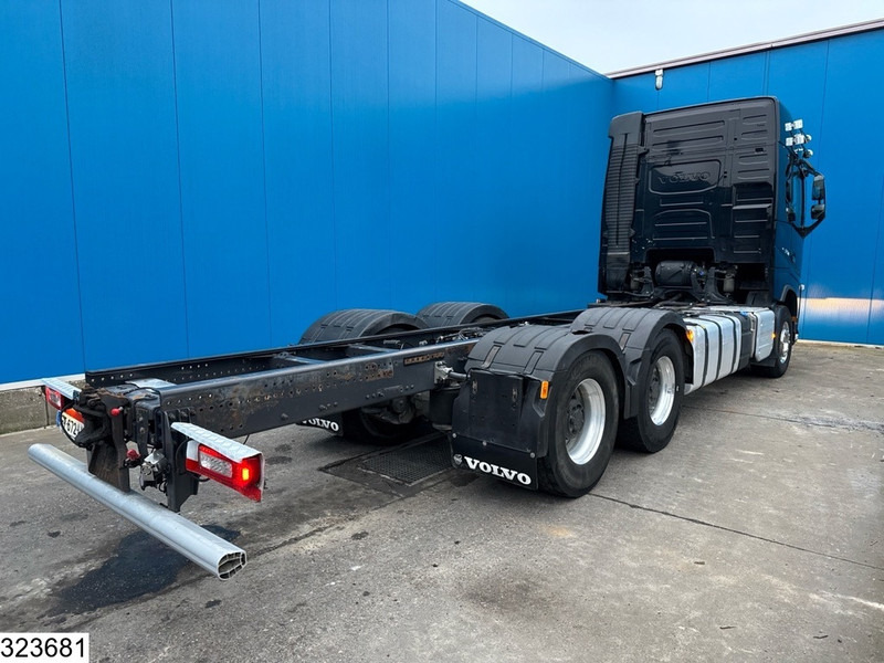 Volvo FH16 750 6X4, EURO 6D, Retarder, PTO - Châssis cabine: photos 3 Volvo FH16 750 6X4, EURO 6D, Retarder, PTO - Châssis cabine: photos 3