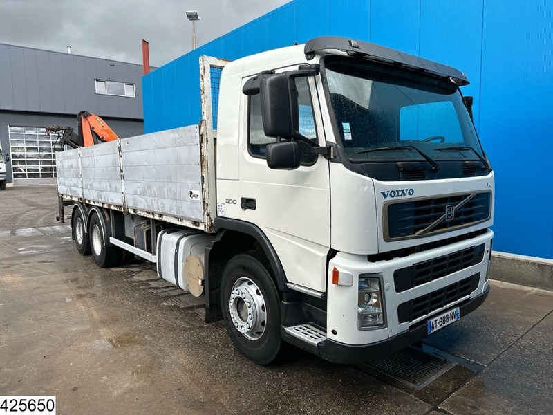 Volvo FM 300 6 X 2, Manual, Steel suspension, Palfinger - Camion plateau, Camion grue: photos 3 Volvo FM 300 6 X 2, Manual, Steel suspension, Palfinger - Camion plateau, Camion grue: photos 3