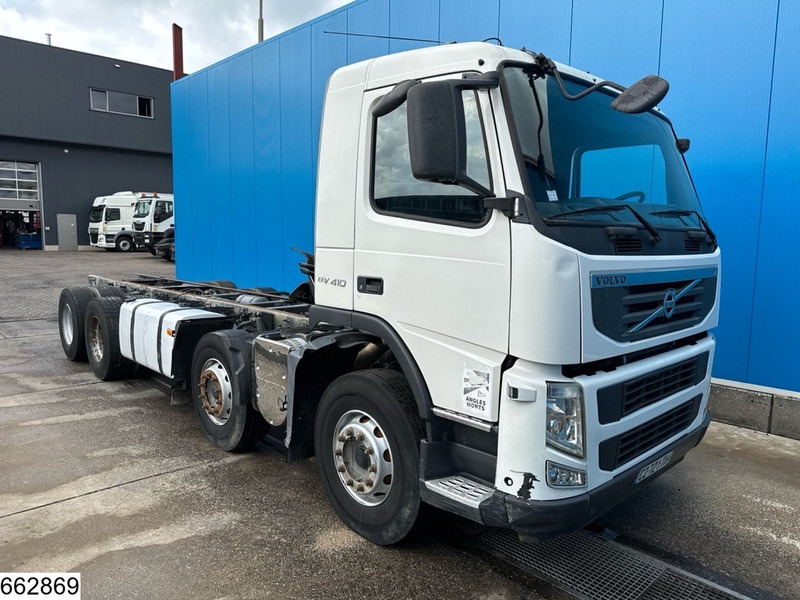 Volvo FM 410 8x4, EURO 5, PTO - Châssis cabine: photos 3 Volvo FM 410 8x4, EURO 5, PTO - Châssis cabine: photos 3
