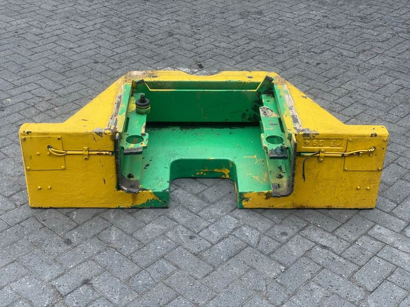 Ahlmann AZ10 - Counterweight/Heckgewicht/Contragewicht - Frame/ Châssis pour Engins de chantier: photos 5 Ahlmann AZ10 - Counterweight/Heckgewicht/Contragewicht - Frame/ Châssis pour Engins de chantier: photos 5
