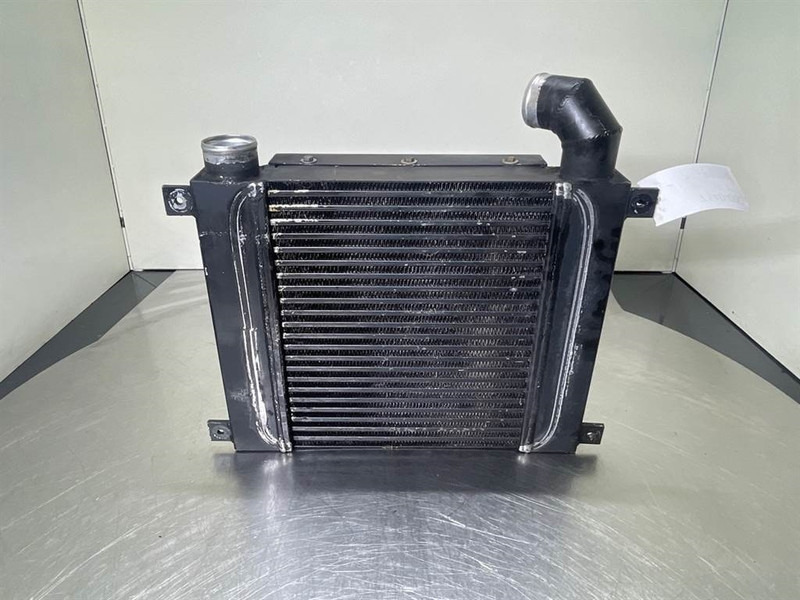Ahlmann AZ14-4108508A/4181460A-Cooler/Kühler/Koeler - Moteur pour Engins de chantier: photos 5 Ahlmann AZ14-4108508A/4181460A-Cooler/Kühler/Koeler - Moteur pour Engins de chantier: photos 5