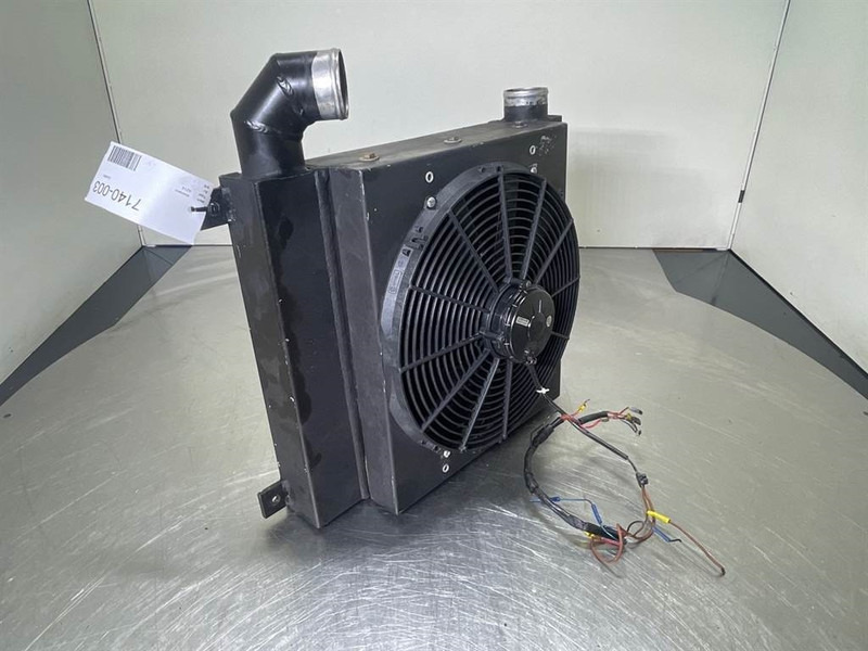 Ahlmann AZ14-4108508A/4181460A-Cooler/Kühler/Koeler - Moteur pour Engins de chantier: photos 2 Ahlmann AZ14-4108508A/4181460A-Cooler/Kühler/Koeler - Moteur pour Engins de chantier: photos 2