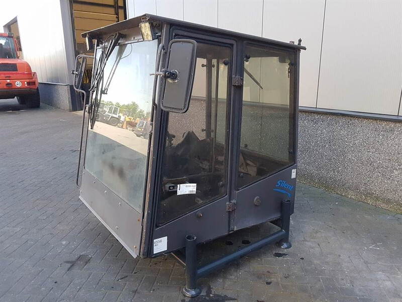 Ahlmann AZ14-4146890K/4105565K/4108629-Cabin/Kabine/Cabine - Cabine et intérieur pour Engins de chantier: photos 2 Ahlmann AZ14-4146890K/4105565K/4108629-Cabin/Kabine/Cabine - Cabine et intérieur pour Engins de chantier: photos 2