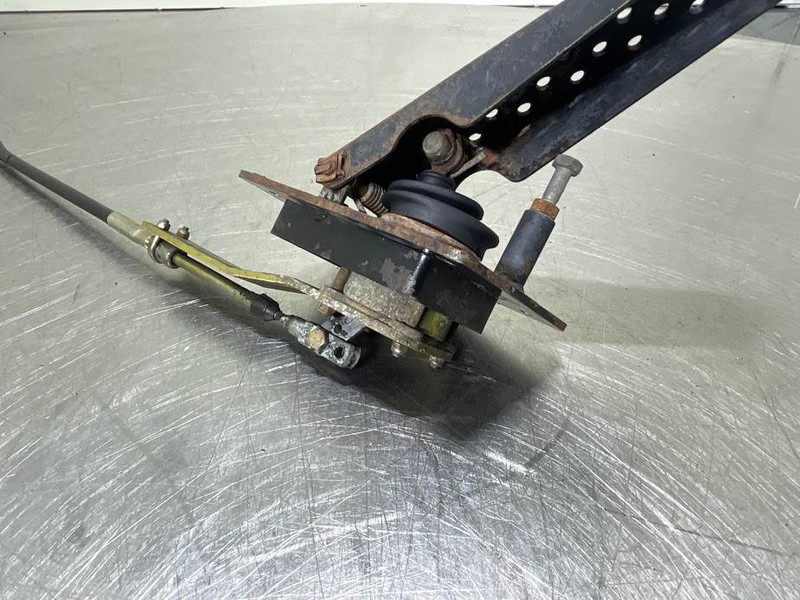 Ahlmann AZ14-4184957A-Gas pedal/Fusspedal - Cabine et intérieur pour Engins de chantier: photos 5 Ahlmann AZ14-4184957A-Gas pedal/Fusspedal - Cabine et intérieur pour Engins de chantier: photos 5