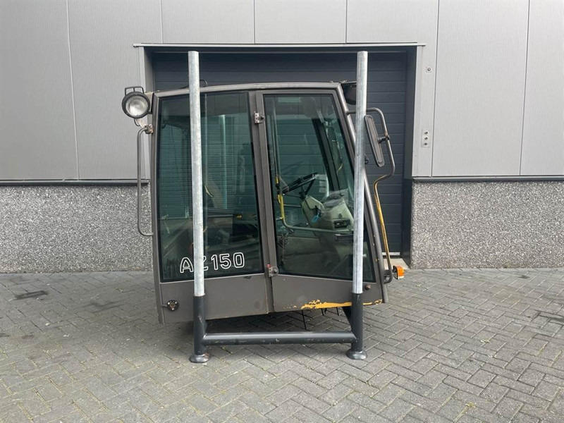Ahlmann AZ150-4101457A-Cabin/Kabine/Cabine - Cabine et intérieur pour Engins de chantier: photos 1 Ahlmann AZ150-4101457A-Cabin/Kabine/Cabine - Cabine et intérieur pour Engins de chantier: photos 1