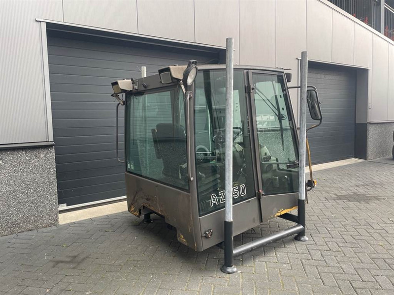 Ahlmann AZ150-4101457A-Cabin/Kabine/Cabine - Cabine et intérieur pour Engins de chantier: photos 3 Ahlmann AZ150-4101457A-Cabin/Kabine/Cabine - Cabine et intérieur pour Engins de chantier: photos 3