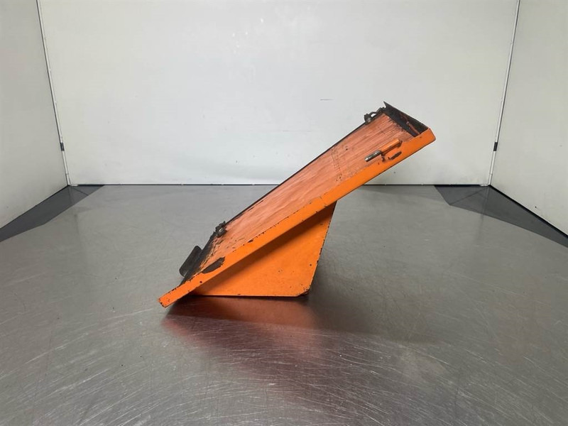 Ahlmann AZ6-4139375O-Stair panel/Trittstufen/Traptreden - Frame/ Châssis pour Engins de chantier: photos 5 Ahlmann AZ6-4139375O-Stair panel/Trittstufen/Traptreden - Frame/ Châssis pour Engins de chantier: photos 5