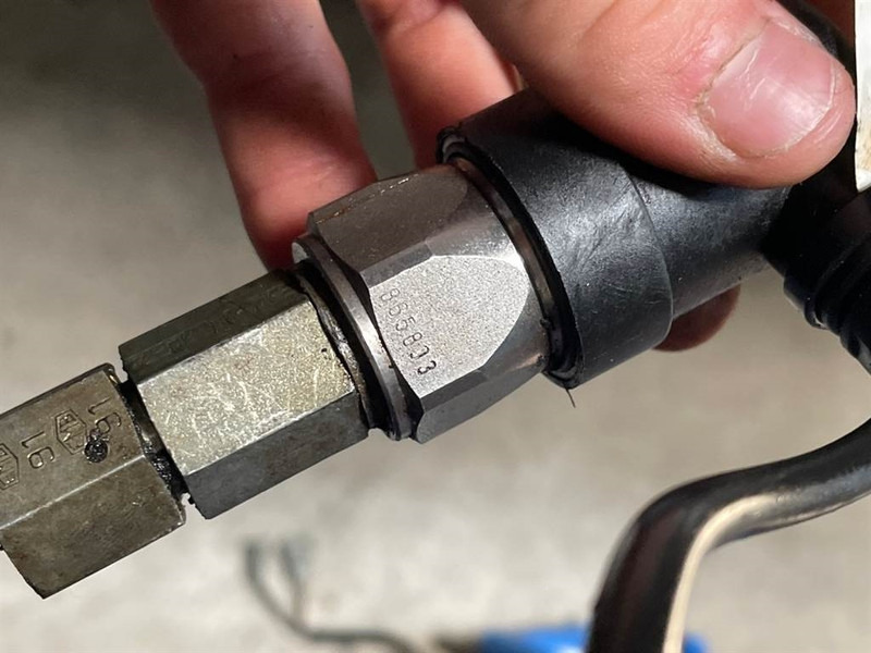 Ahlmann AZ6-Suco 865803-Pressure switch/Druckschalter - Système électrique pour Engins de chantier: photos 4 Ahlmann AZ6-Suco 865803-Pressure switch/Druckschalter - Système électrique pour Engins de chantier: photos 4