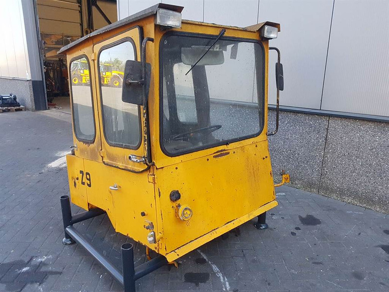 Ahlmann AZ9/AS7CS - Cabin/Kabine/Cabine - Cabine et intérieur pour Engins de chantier: photos 2 Ahlmann AZ9/AS7CS - Cabin/Kabine/Cabine - Cabine et intérieur pour Engins de chantier: photos 2