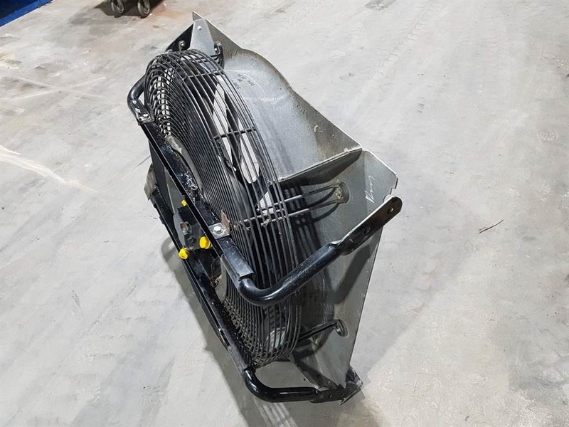 Cat 950H - Cooler fan/Kühlerlüfter/Koelvin - Hydraulique: photos 3 Cat 950H - Cooler fan/Kühlerlüfter/Koelvin - Hydraulique: photos 3