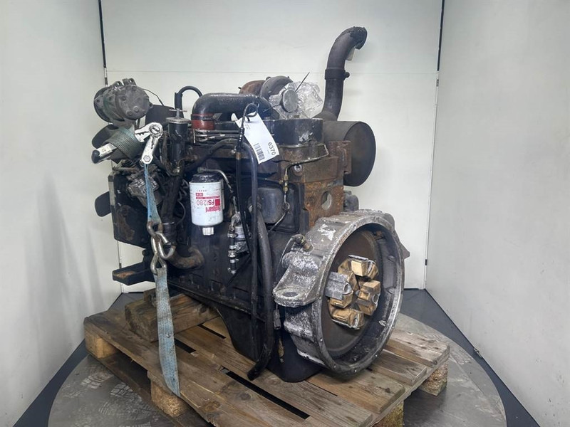 Cummins 6T-590 - Engine/Motor - Moteur pour Engins de chantier: photos 1 Cummins 6T-590 - Engine/Motor - Moteur pour Engins de chantier: photos 1
