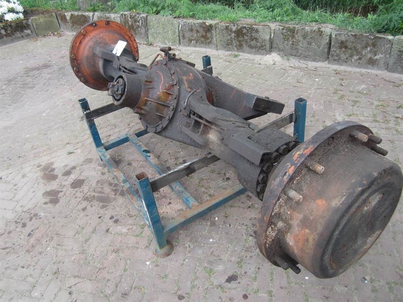 FIAT-HITACHI - Axle/Achse/As - Essieu et pièces pour Engins de chantier: photos 1 FIAT-HITACHI - Axle/Achse/As - Essieu et pièces pour Engins de chantier: photos 1