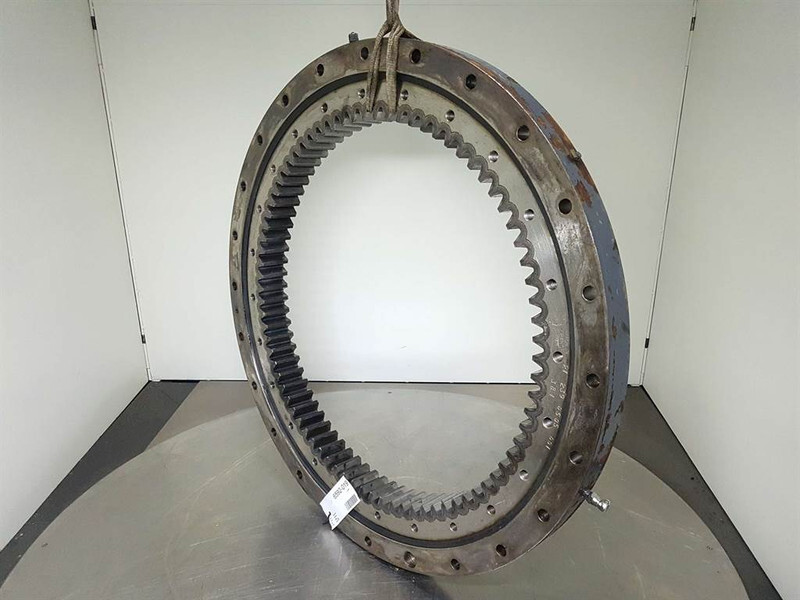 Furukawa W725LS - Slewing ring/Drehkranz/Draaikrans - Frame/ Châssis pour Engins de chantier: photos 3 Furukawa W725LS - Slewing ring/Drehkranz/Draaikrans - Frame/ Châssis pour Engins de chantier: photos 3