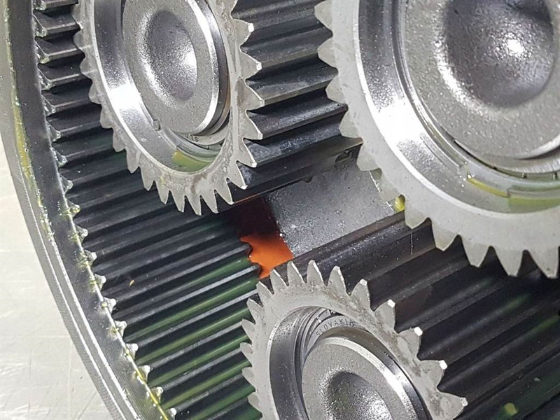 Essieu et pièces pour Engins de chantier Hamm -ZF MT/C3075-4475219007-Axle housing/Achskörper: photos 7 Essieu et pièces pour Engins de chantier Hamm -ZF MT/C3075-4475219007-Axle housing/Achskörper: photos 7