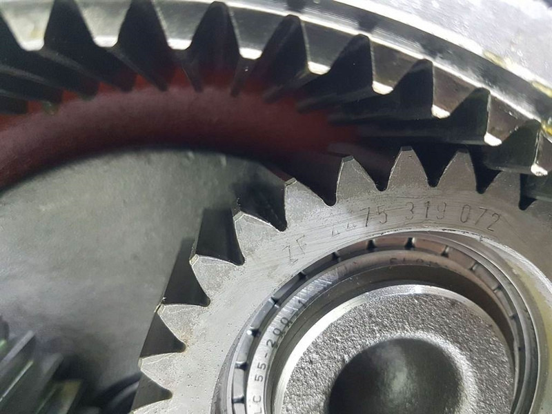 Essieu et pièces pour Engins de chantier Hamm -ZF MT/C3075-4475219007-Axle housing/Achskörper: photos 6 Essieu et pièces pour Engins de chantier Hamm -ZF MT/C3075-4475219007-Axle housing/Achskörper: photos 6