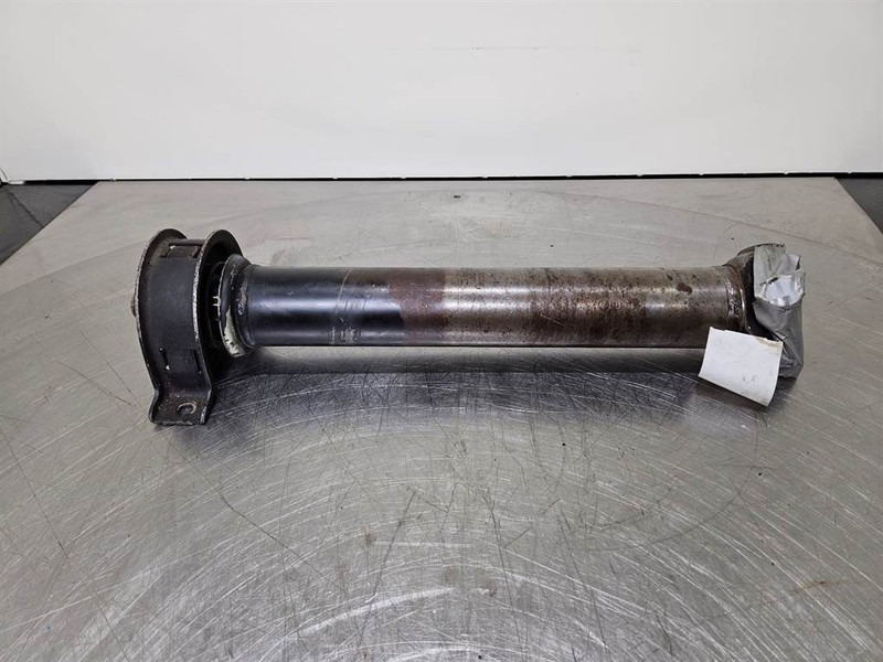 JCB 416 HT-Spicer Dana-Propshaft/Gelenkwelle/Cardanas - Essieu et pièces pour Engins de chantier: photos 1 JCB 416 HT-Spicer Dana-Propshaft/Gelenkwelle/Cardanas - Essieu et pièces pour Engins de chantier: photos 1
