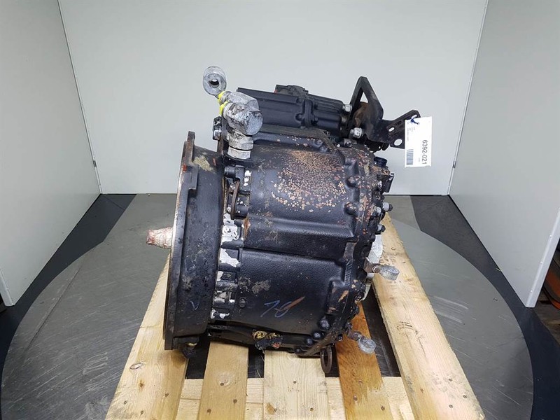 JCB 416HT-4656004010-ZF 4WG-115-Transmission/Getriebe - Boîte de vitesse et pièces pour Engins de chantier: photos 2 JCB 416HT-4656004010-ZF 4WG-115-Transmission/Getriebe - Boîte de vitesse et pièces pour Engins de chantier: photos 2