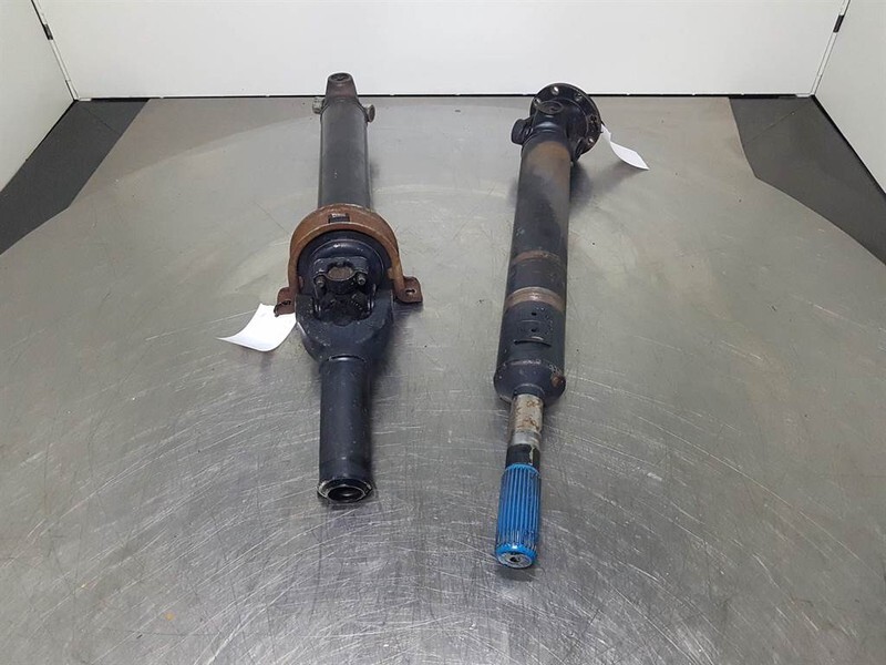JCB 426E AGRI-914/60133-Propshaft/Gelenkwelle/Cardanas - Essieu et pièces pour Engins de chantier: photos 2 JCB 426E AGRI-914/60133-Propshaft/Gelenkwelle/Cardanas - Essieu et pièces pour Engins de chantier: photos 2
